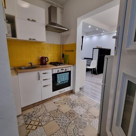Cozy Family Apartment In Budapest Esterno foto